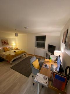 undefined, Hill Lane, Southampton, SO15