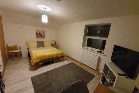 undefined, Hill Lane, Southampton, SO15