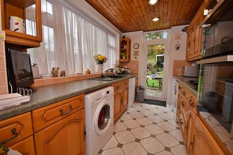 33 Guildford Road, London, E17 4EA