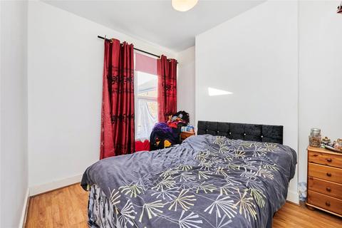 2 bedroom flat for sale - Credenhill Street, Furzedown, SW16