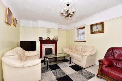 6 bedroom detached bungalow for sale - Water Lane, Ilford, Essex