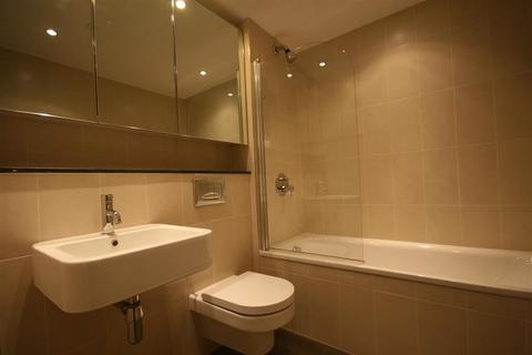Studio for sale - The Heart, Salford Quays M50