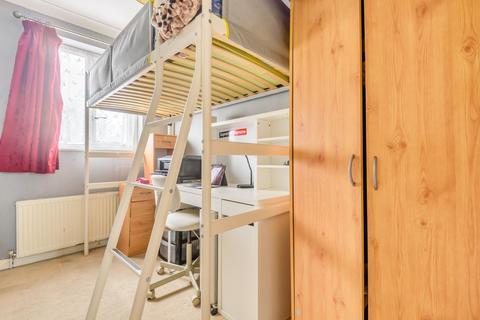 293 Bromley Road, Catford, London, SE6 2RH
