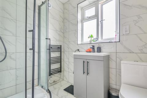 293 Bromley Road, Catford, London, SE6 2RH