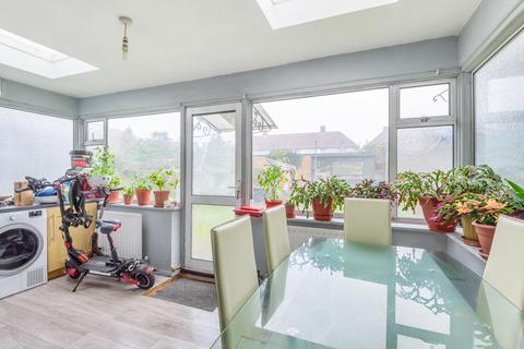 293 Bromley Road, Catford, London, SE6 2RH