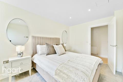 2 bedroom apartment for sale - Station Road, SUNBURY-ON-THAMES TW16 6SB