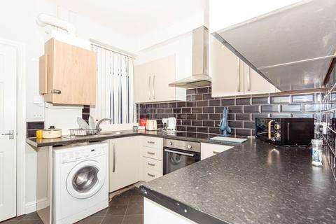 5 bedroom terraced house for sale - 45 Highfield Road, Doncaster, South Yorkshire, DN1 2LF