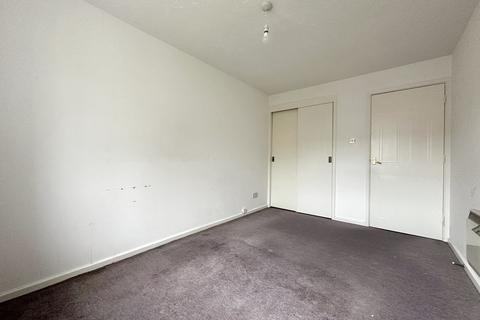 2 bedroom apartment for sale - Anglian Close, Watford, WD24