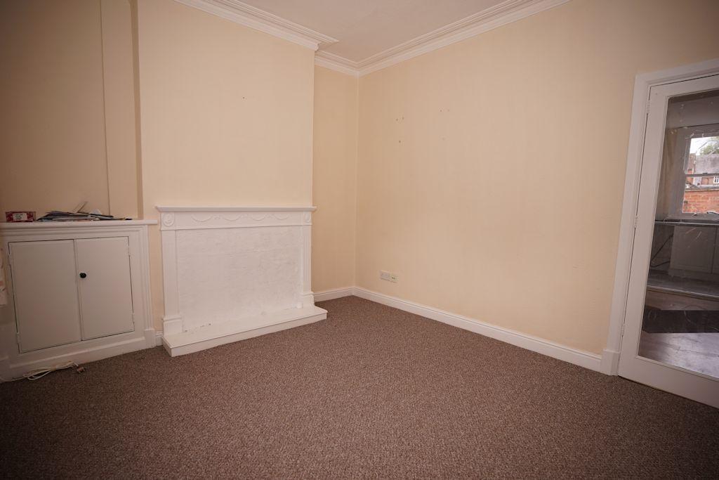 Town Green Street Rothley LEICESTER 2 bed end of terrace house £775