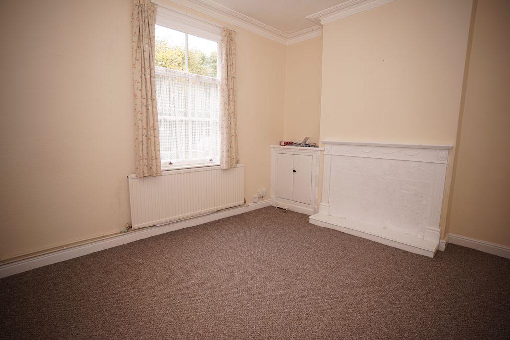 Town Green Street Rothley LEICESTER 2 bed end of terrace house £775
