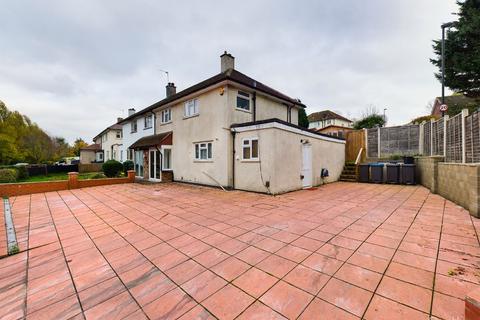 85 Broadcoombe, South Croydon, CR2 8HR
