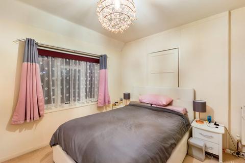 85 Broadcoombe, South Croydon, CR2 8HR