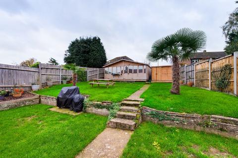 85 Broadcoombe, South Croydon, CR2 8HR