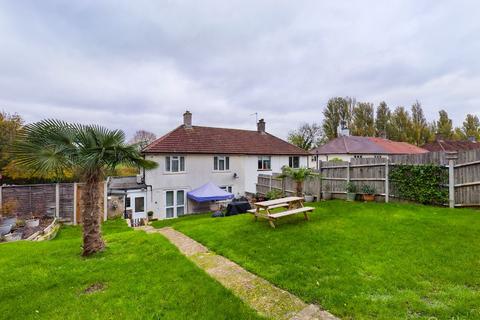 85 Broadcoombe, South Croydon, CR2 8HR
