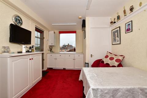7 Lumley Road, Cheam, Sutton, SM3 8NP