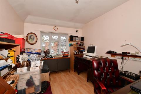 7 Lumley Road, Cheam, Sutton, SM3 8NP