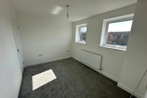 72 Bunces Close, Eton Wick, Windsor, SL4 6PL