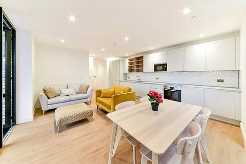2 bedroom apartment to rent, Aberfeldy Square, London, E14