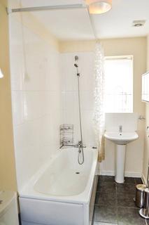 4 bedroom terraced house to rent, Devonshire Street South,, Grove Village, Manchester, M13