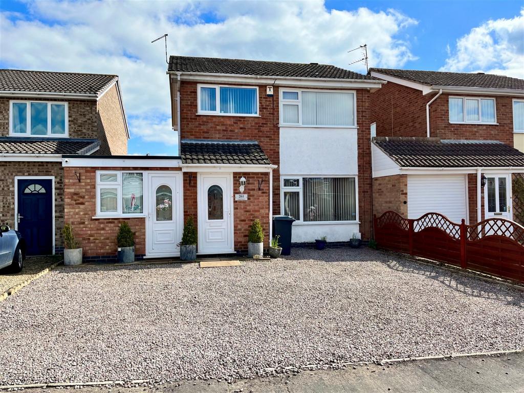 Long Furrow, East Goscote, Leicester, LE7 3ZL 4 bed detached house £