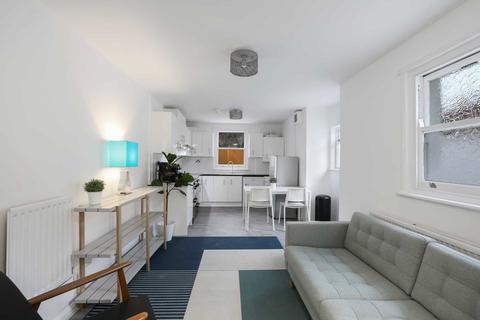 2 bedroom flat to rent - Lyndhurst Grove, Camberwell, London, SE15 5AL