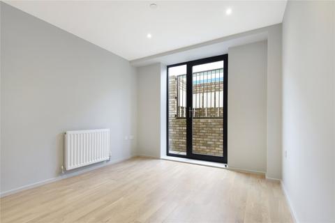 3 bedroom flat to rent - Mowlem Street, London