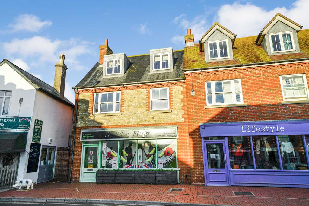 St Wilfrids Place, Selsey 1 bed flat £185,000