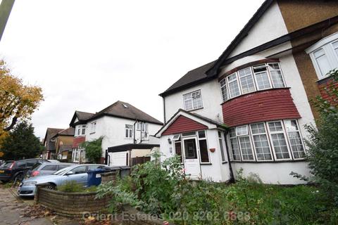 4 bedroom detached house for sale - Neeld Crescent, London