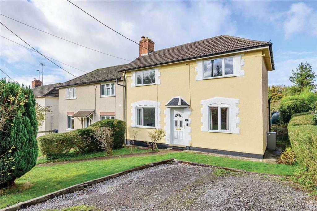 Ludgershall Road, Tidworth 3 bed semidetached house £1,200 pcm (£277 pw)