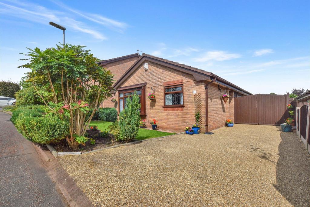 Ledston Close, Runcorn 3 bed detached bungalow for sale £230,000