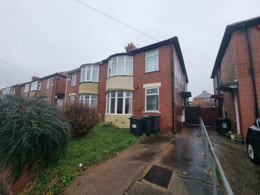 Balkwell Avenue, North Shields NE29 2 bed ground floor flat £475 pcm