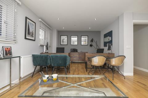 2 bedroom flat for sale, 17 Shrubhill Walk Edinburgh  EH7 4RB