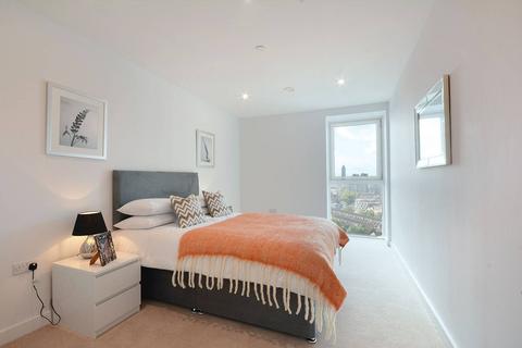 2 bedroom flat for sale - Hurlock Heights, Elephant and Castle, London, SE17
