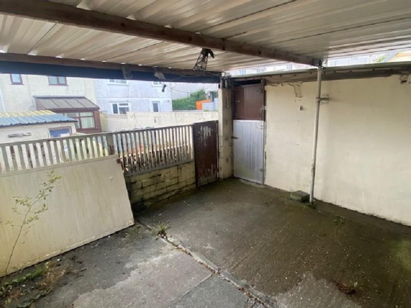 Kennel/Store Room