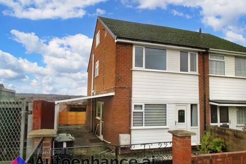 3 bedroom semi-detached house to rent, Windsor Drive, Kidderminster DY10