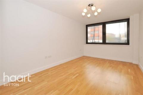 2 bedroom flat to rent, Carshalton Road, Sutton