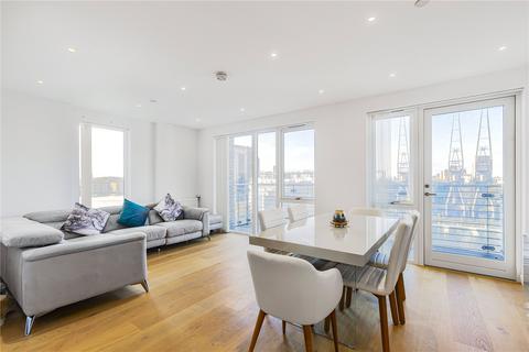 3 bedroom apartment to rent, Turnberry Quay, London, E14