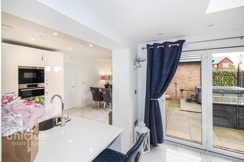 4 bedroom detached house for sale - Langton Lane,  Wrea Green, PR4