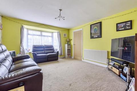 7 Edinburgh Drive, Kidlington, OX5 2JF
