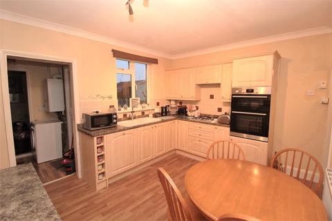 2 bedroom semi-detached house for sale - Nobles Green Road, Eastwood, Leigh On Sea, Essex, SS9