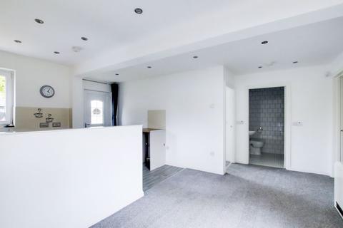 7 Banchory Road, Wishaw, ML2 7YX