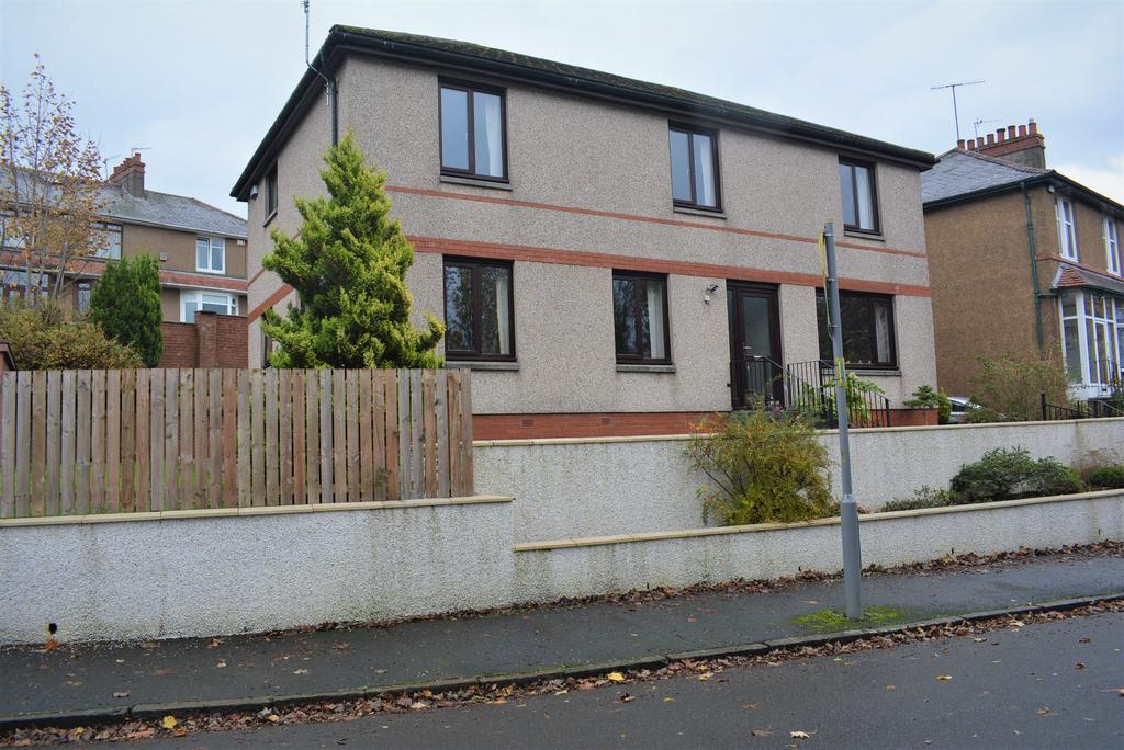 86 Weymouth Drive, GLASGOW, G12 0LY 5 bed detached house £475,000