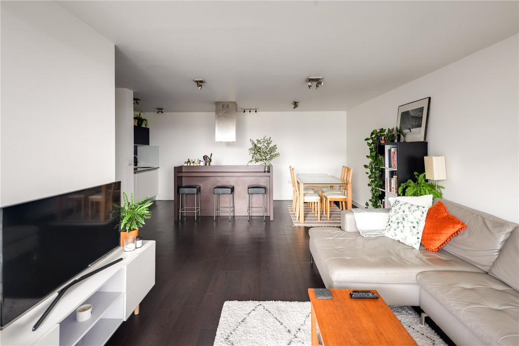 Living Room/Kitchen