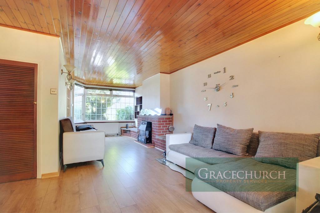 St Edmunds Road, Edmonton N9 2 bed end of terrace house £400,000