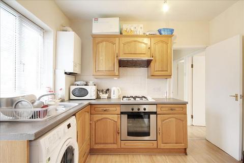 2 bedroom flat for sale, Regal Court, Edmonton, London, N18