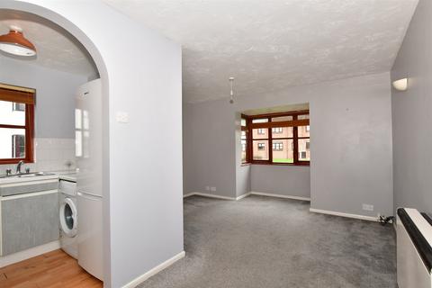 5 Cooper Close, Greenhithe, DA9 9PN