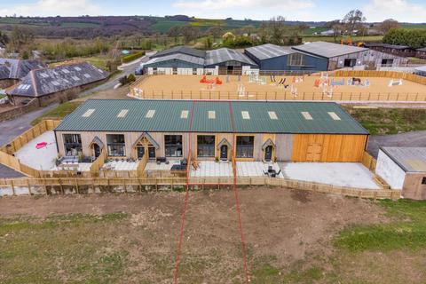 3 bedroom barn conversion for sale - North Tawton, Devon