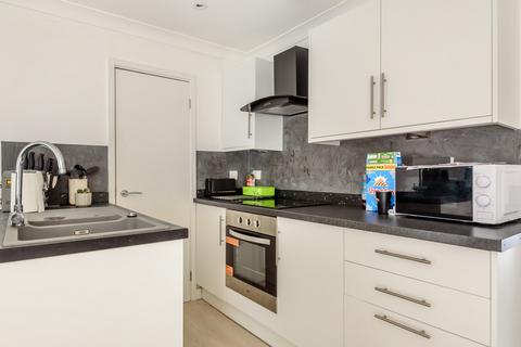 2 bedroom penthouse for sale, City Road, Winchester, Hampshire, SO23