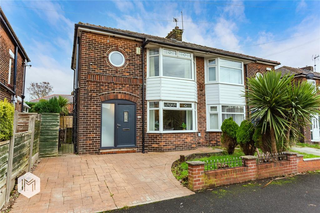 Haig Road, Bury, Greater Manchester, BL8 2LE 3 bed semidetached house