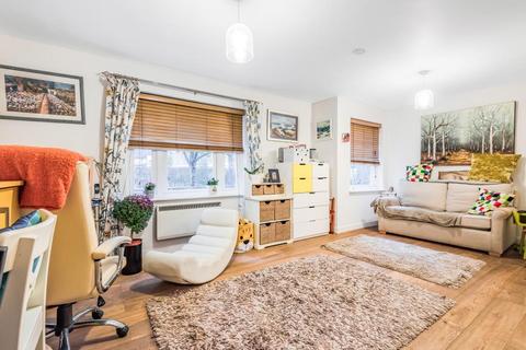 1, Winstonrose Court, 15 Sheendale Road, Richmond, TW9 2JL